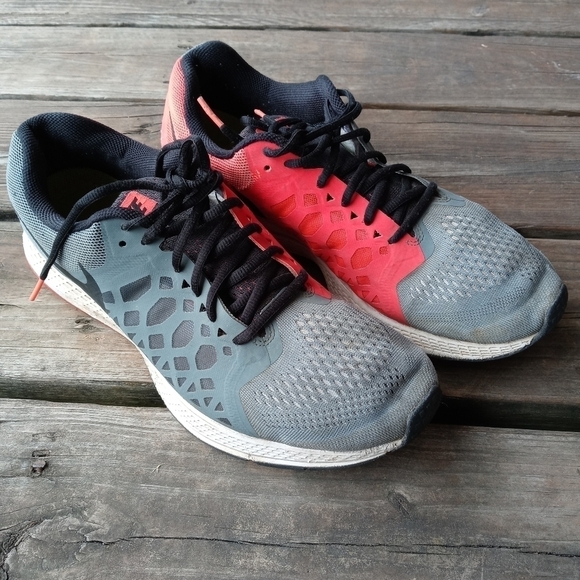 NIKE AIR ZOOM PEGASUS 31 RUNNING SHOE GREY RED BLACK RARE 652925-402 (men's SIZE - Picture 1 of 8